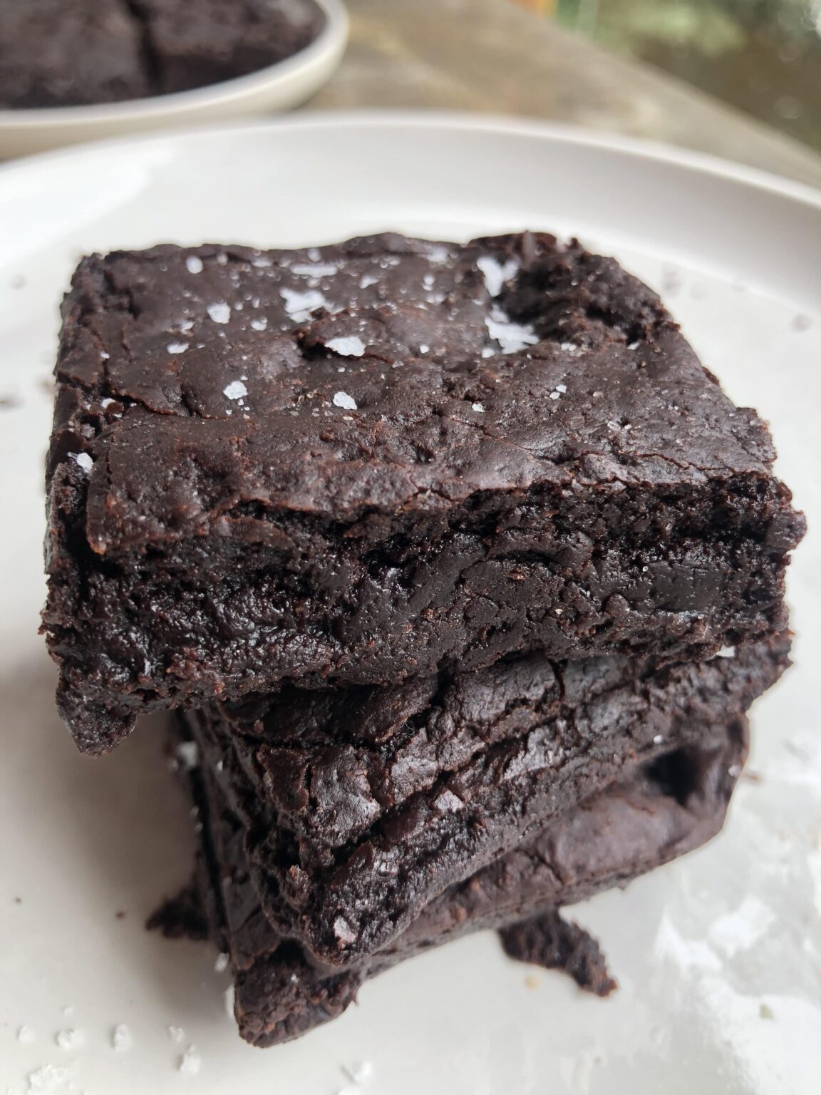 Easy Vegan Brownie Recipe (No Chocolate Chips) – Heavenly Spoon